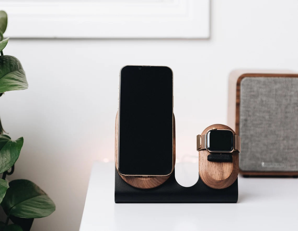 Walnut & Steel MagSafe Apple Watch Charging Stand: Dual charger stand